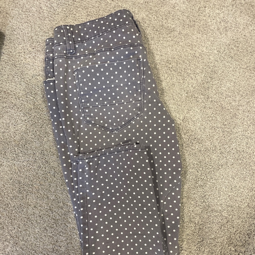 Skinny jeans, gray with white polka dots